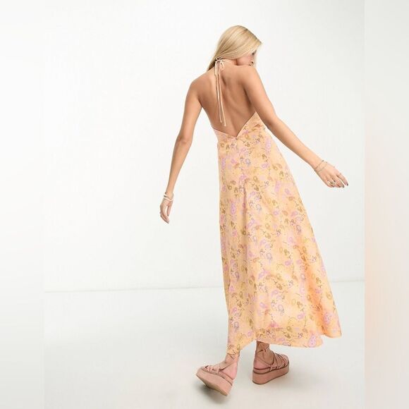 Charlie Holiday Maple printed maxi dress in paisley - Picture 3 of 12